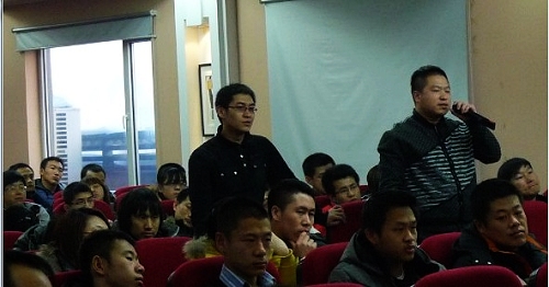 现场提问.jpg