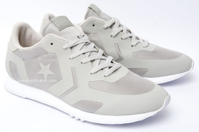 converse-auckland-racer-grey-1.jpg