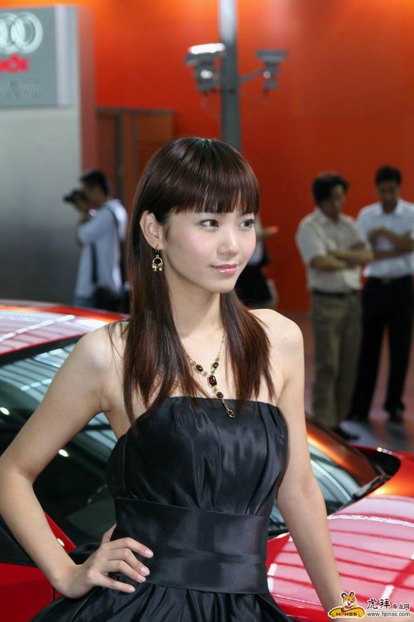 美丽车模