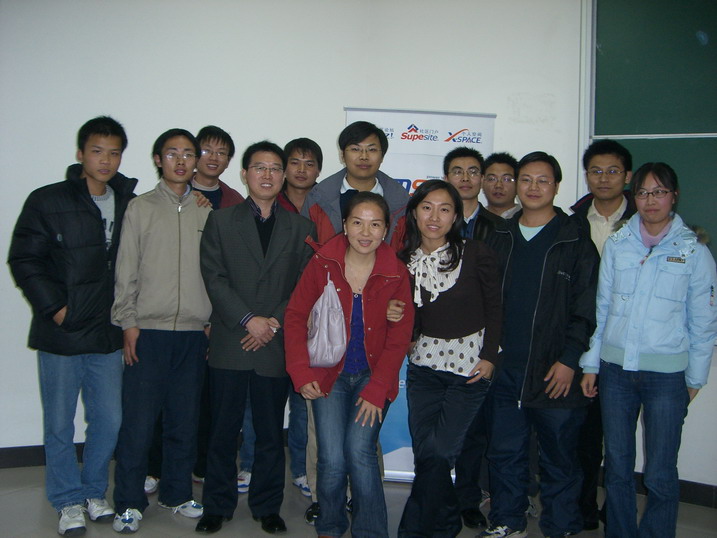 合影_resize.JPG